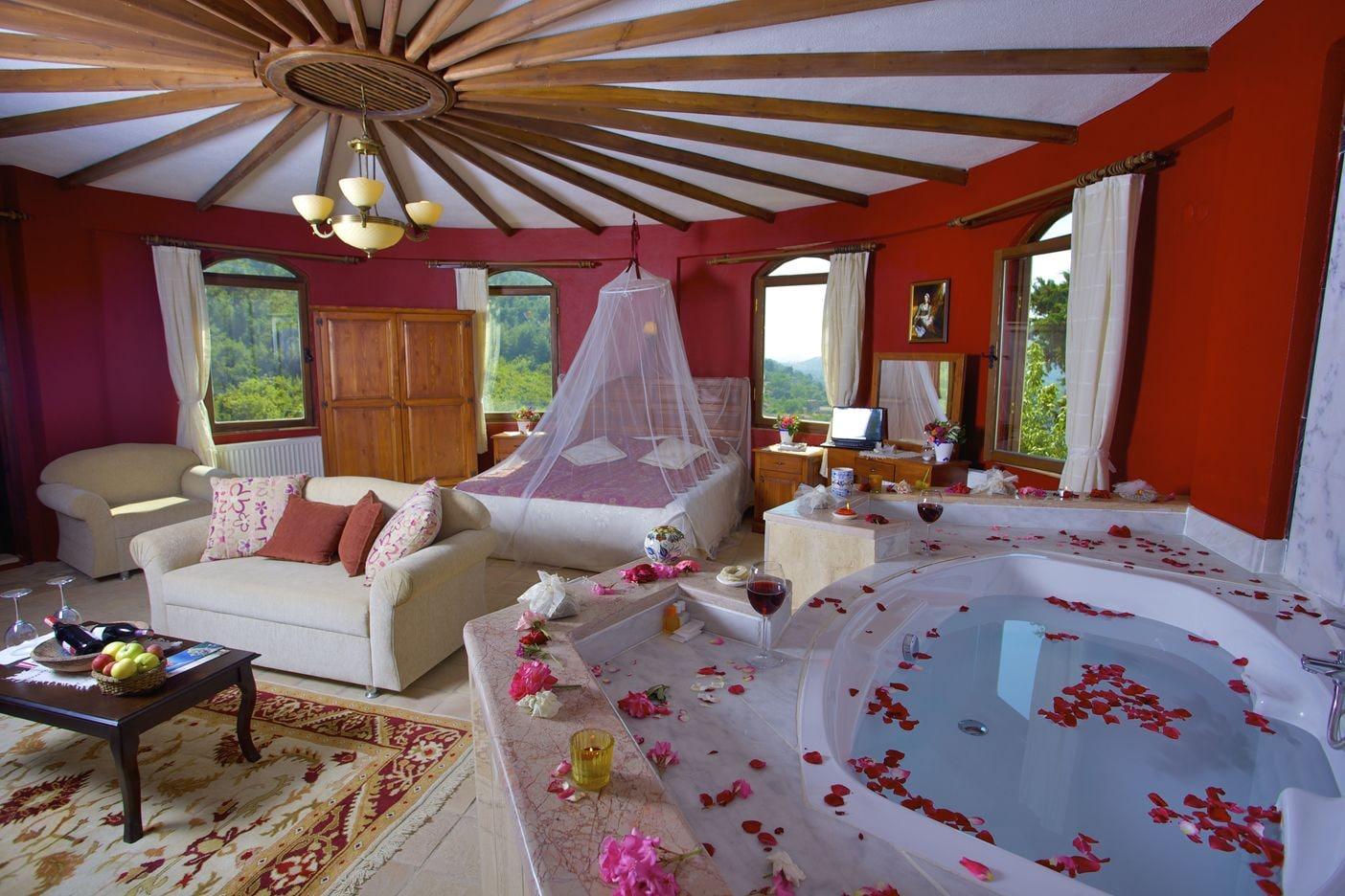 Efes Butik Otel Киразлы Экстерьер фото