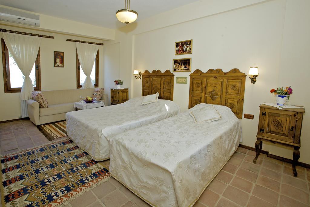 Efes Butik Otel Киразлы Экстерьер фото