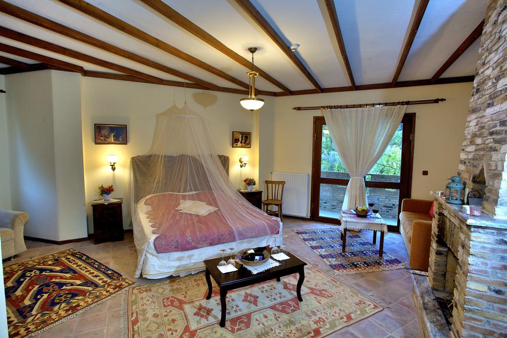 Efes Butik Otel Киразлы Экстерьер фото
