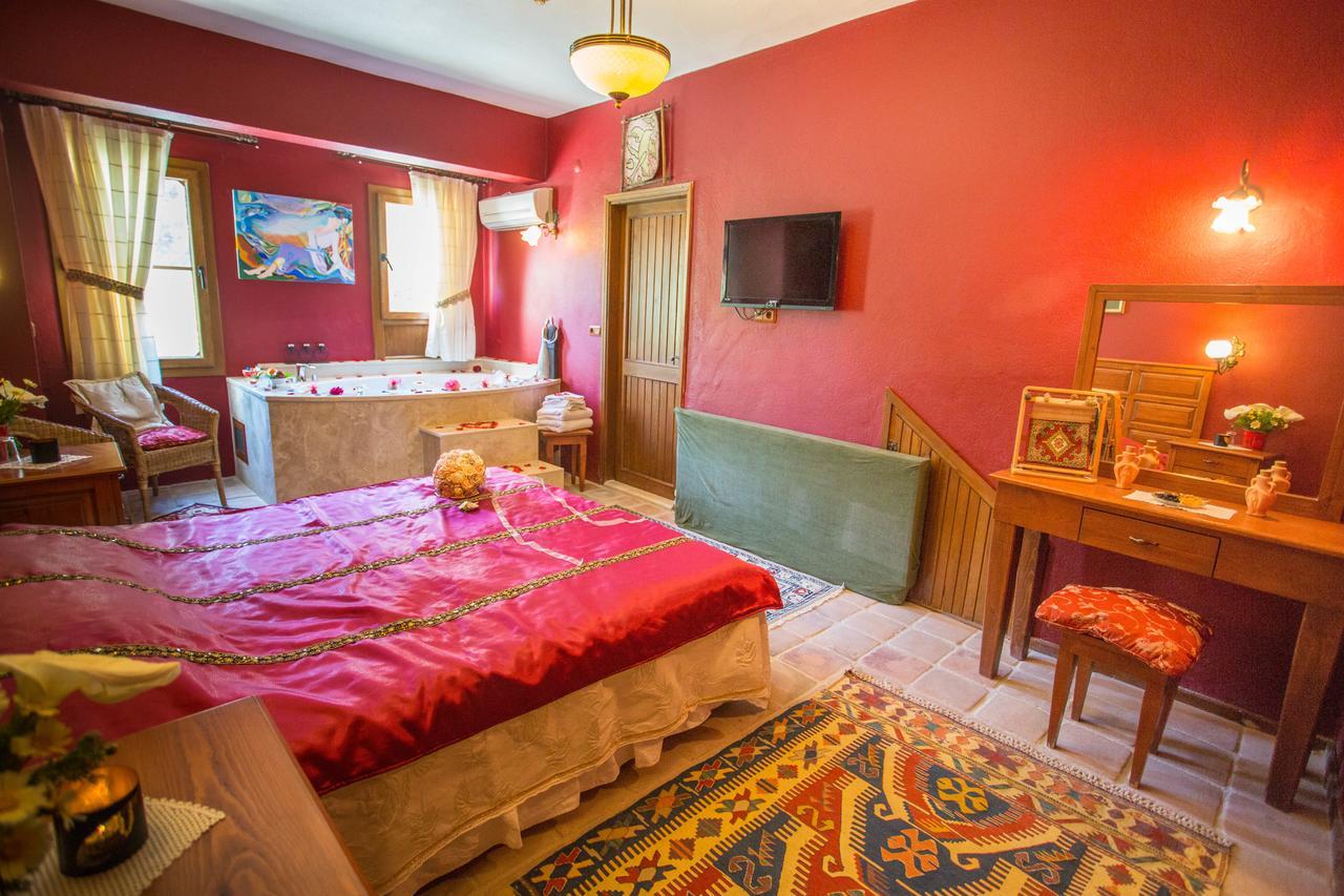 Efes Butik Otel Киразлы Экстерьер фото