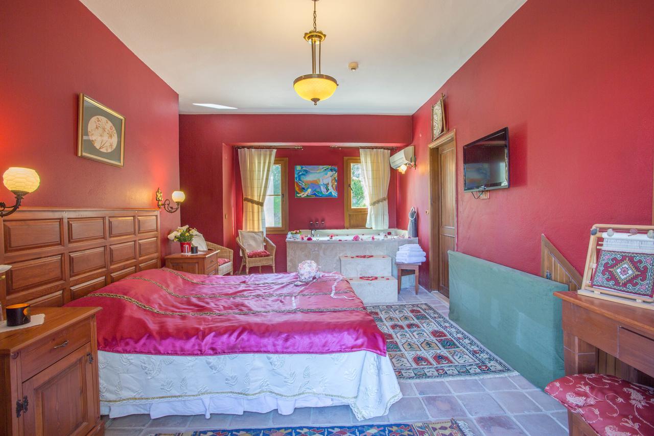 Efes Butik Otel Киразлы Экстерьер фото