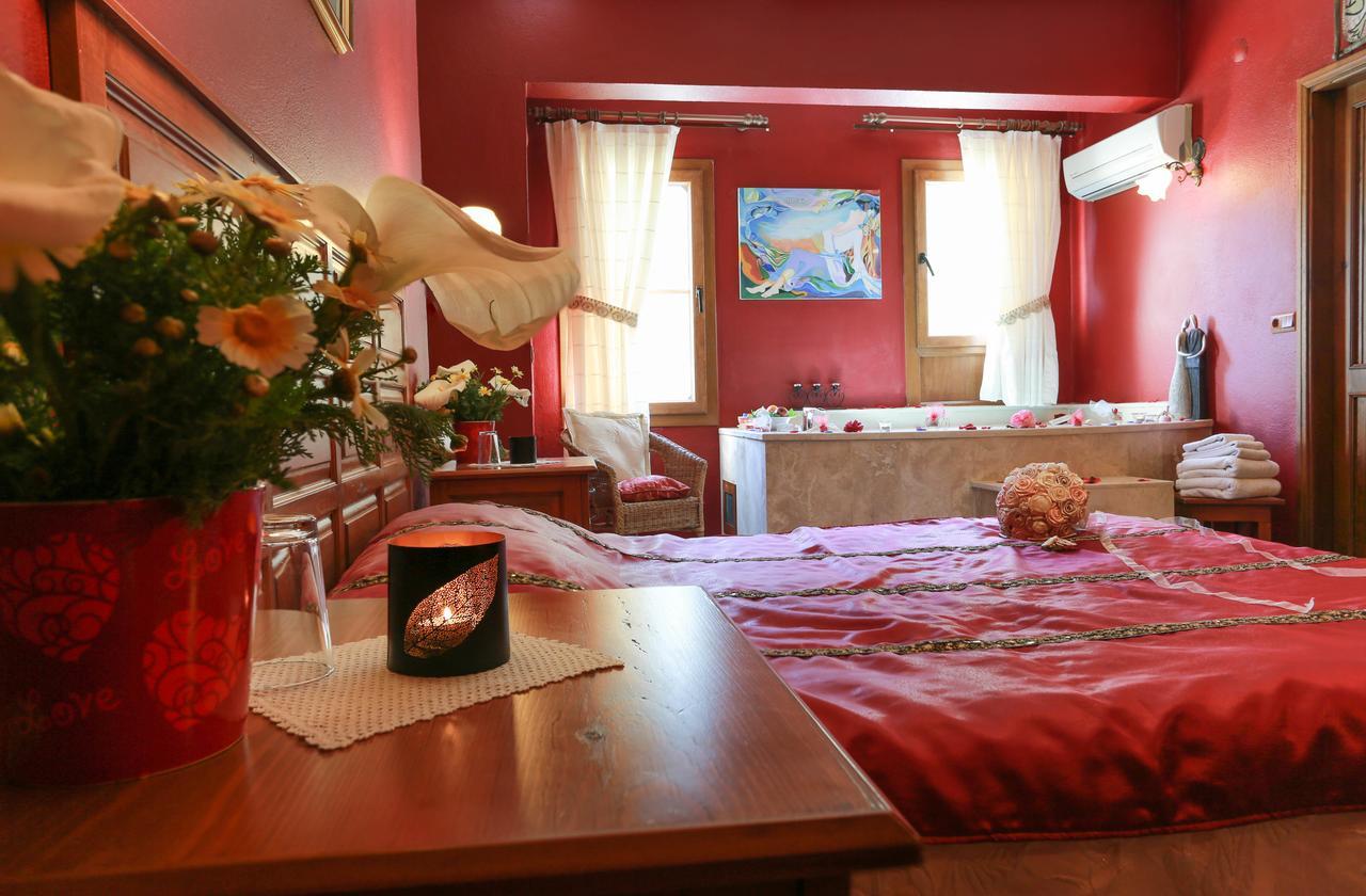 Efes Butik Otel Киразлы Экстерьер фото